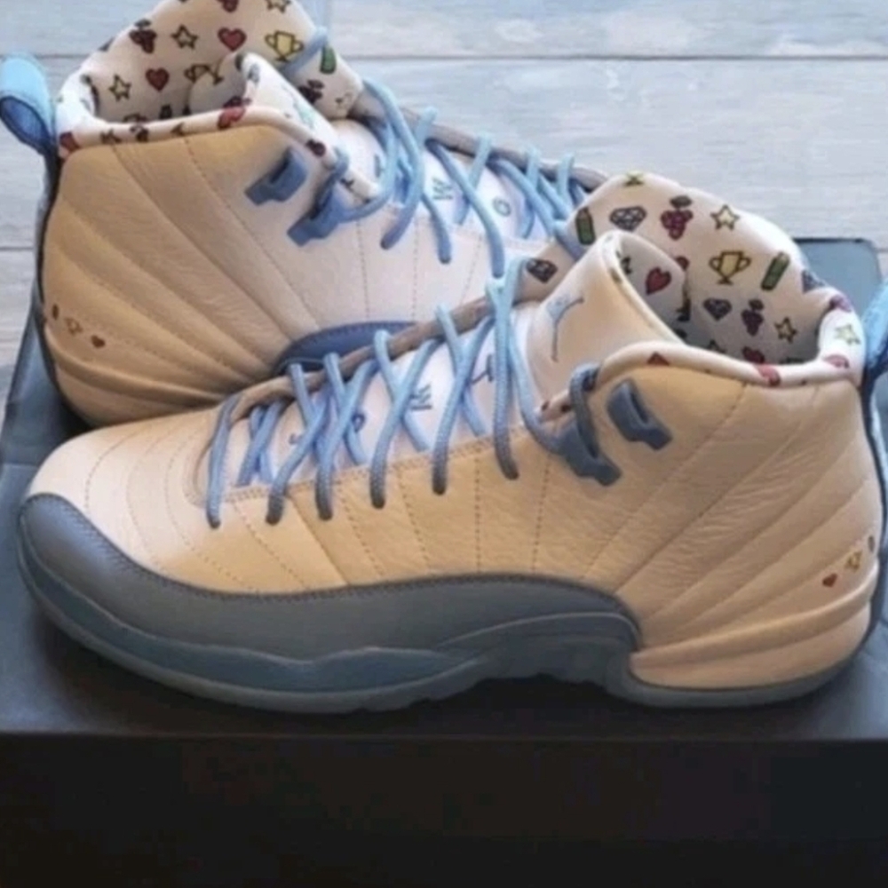 Jordan 12 Retro Sneakers Emoji White/University Blue GS Youth Big Kid 6.5/W 8 - Picture 1 of 11